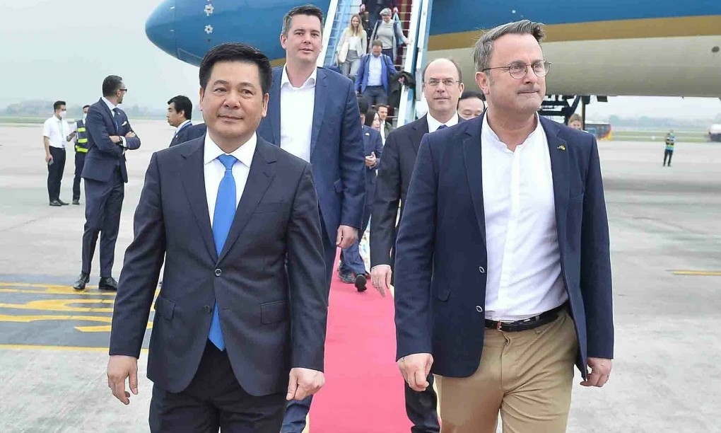 Luxembourg PM Xavier Bettel begins Vietnam visit